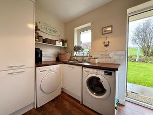 Photo 16- click for photo gallery